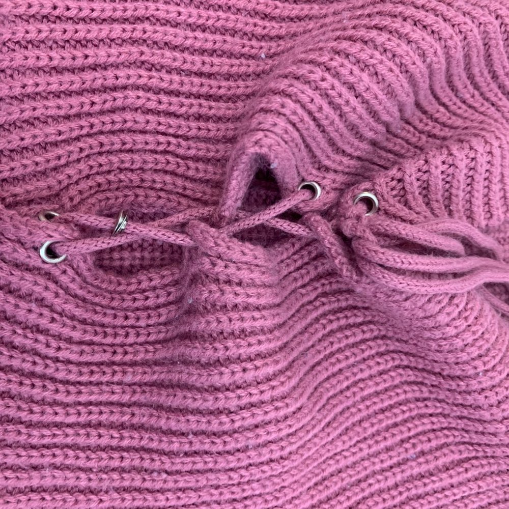 X.O.X.O Womens Sweater Turtle Neck Knit Size Large - Picture 7 of 7